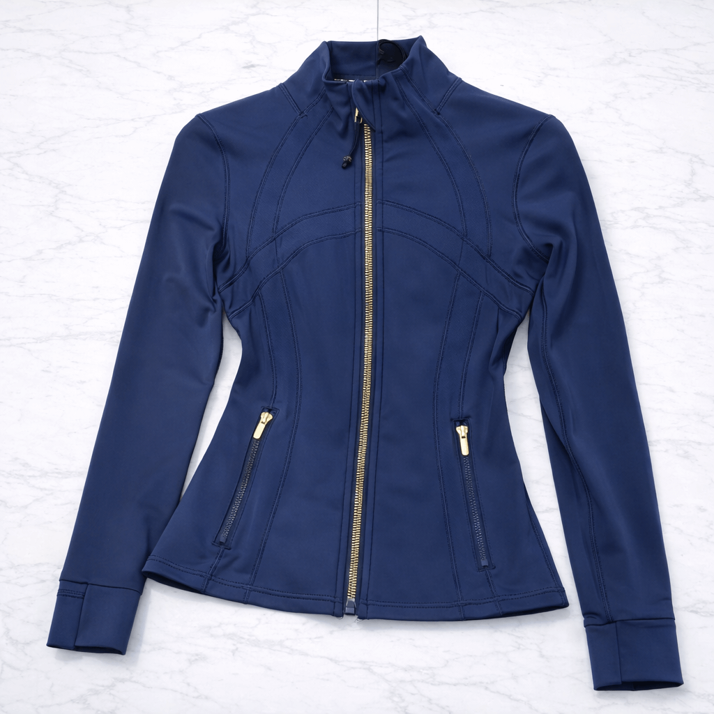 SilkMotion – Schmale Yoga- und Trainingsjacke mit Reißverschluss, schnelltrocknendem Material und flexibler Passform für einen aktiven Alltag